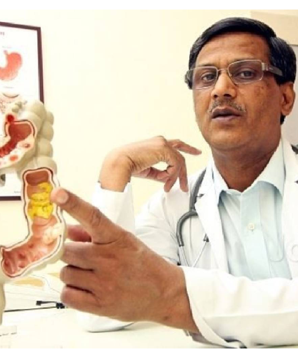 About Us - Dr Manoj Kumar